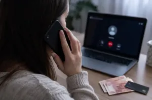 Мошенники похитили более 7 млн рублей у жительницы Павлова